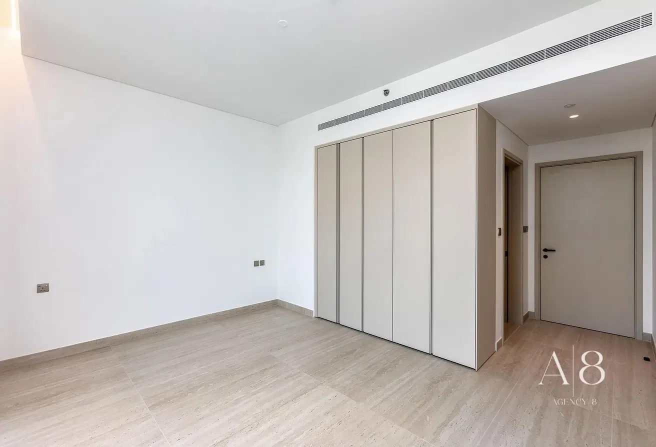 06 Layout on Lower Floor | Skyline and Beach View