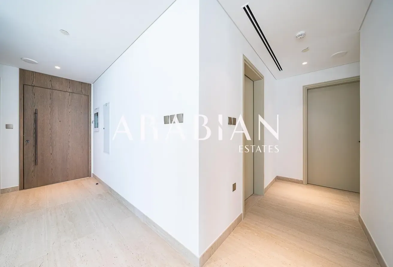 Fully Furnished | Best Sea Views | Luxury Living