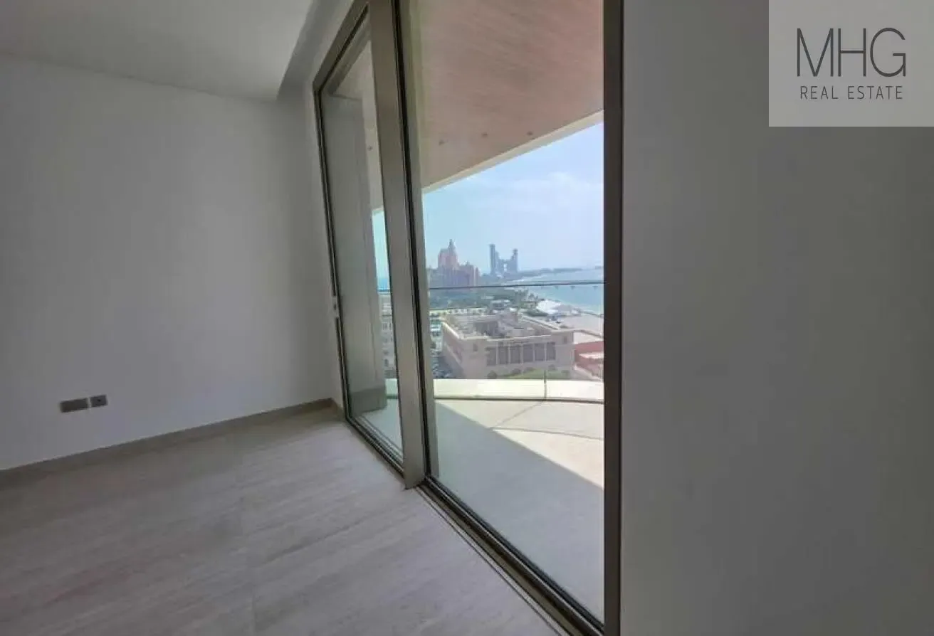 Vacant | Panoramic Palm View | Ultra Luxurious