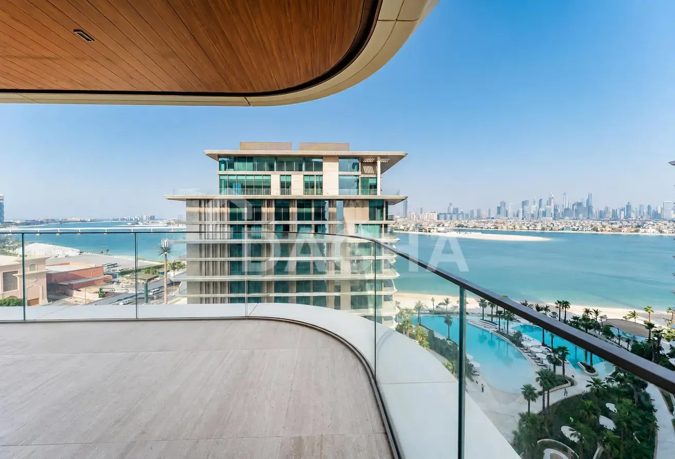Ultra Luxury 2BR | Palm View | Prime Amenities