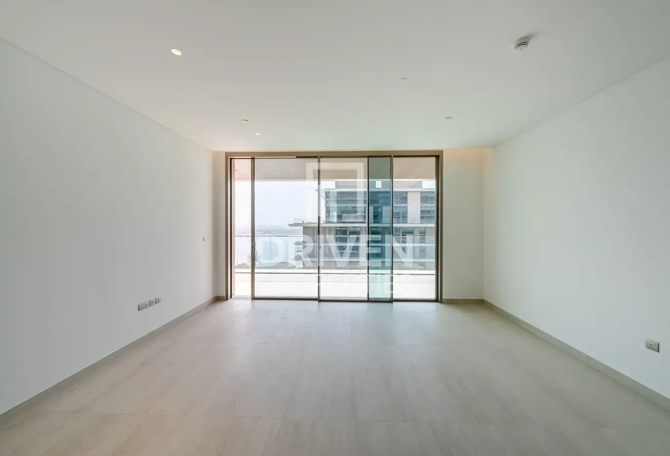 Luxury Living | High Floor | Sea View | Brand New
