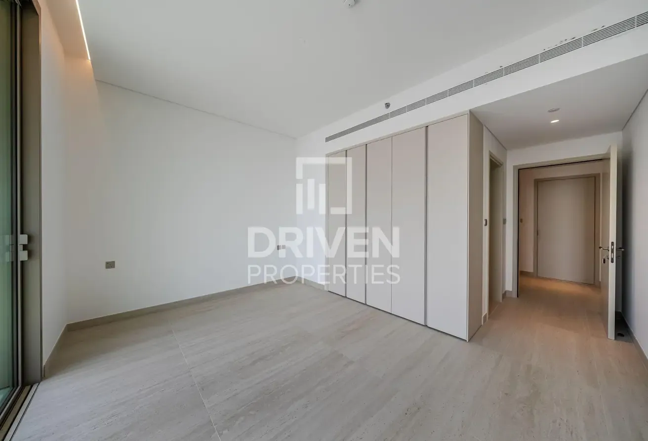 Luxury Living | High Floor | Sea View | Brand New