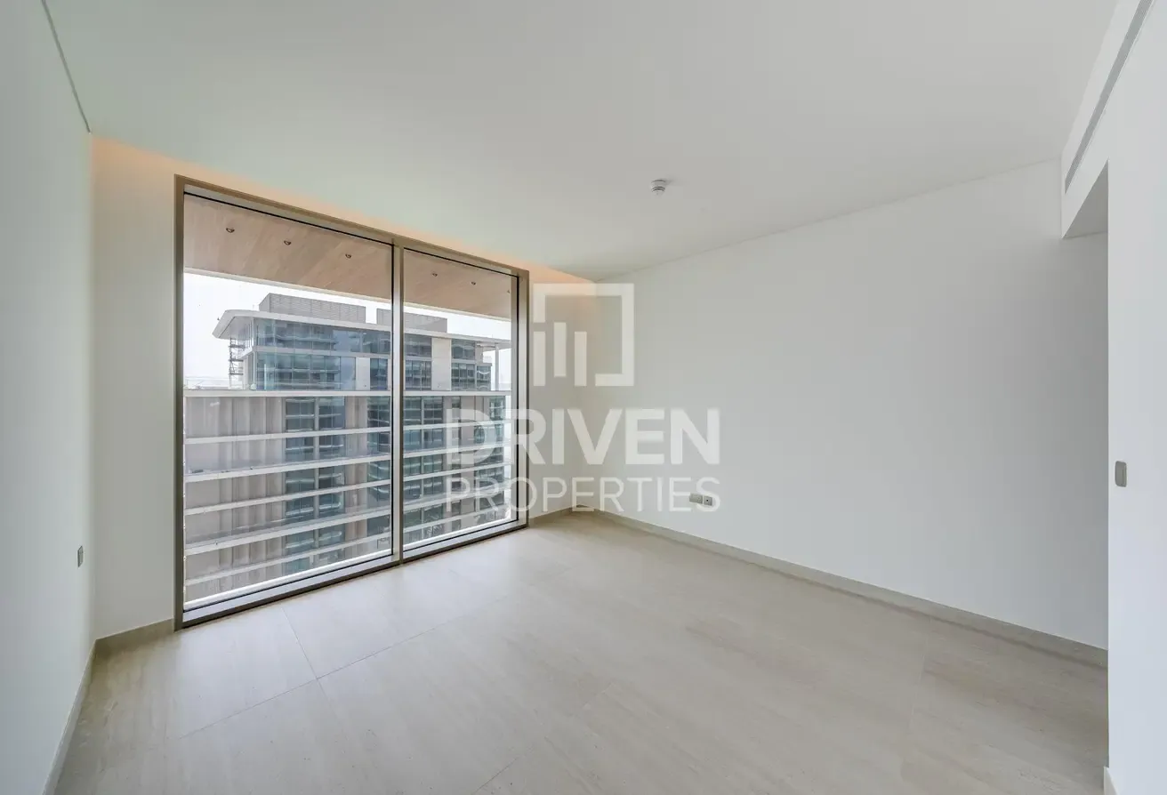 Luxury Living | High Floor | Sea View | Brand New