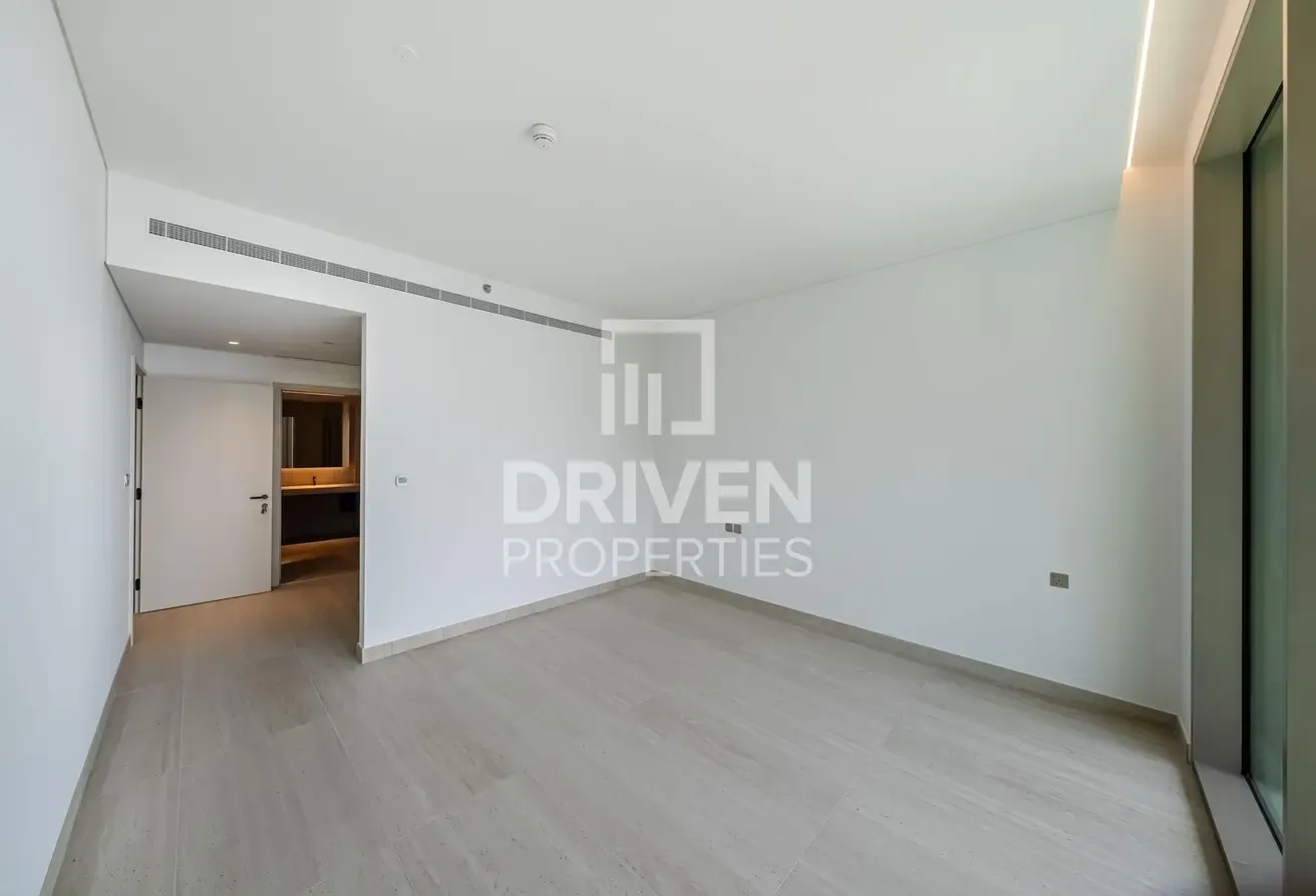 Luxury Living | High Floor | Sea View | Brand New