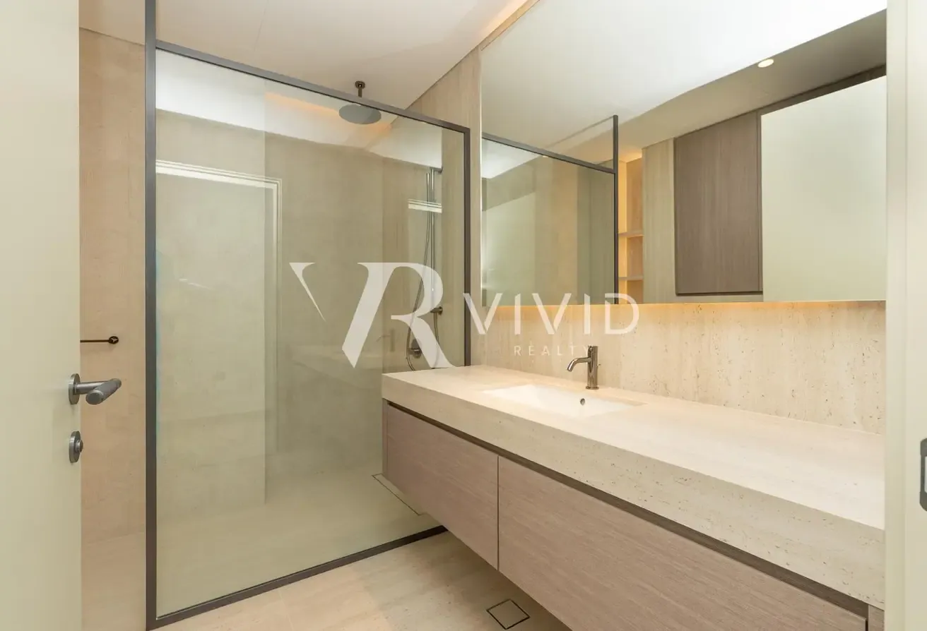 Private Beach | Panoramic Sea View | Mid Floor