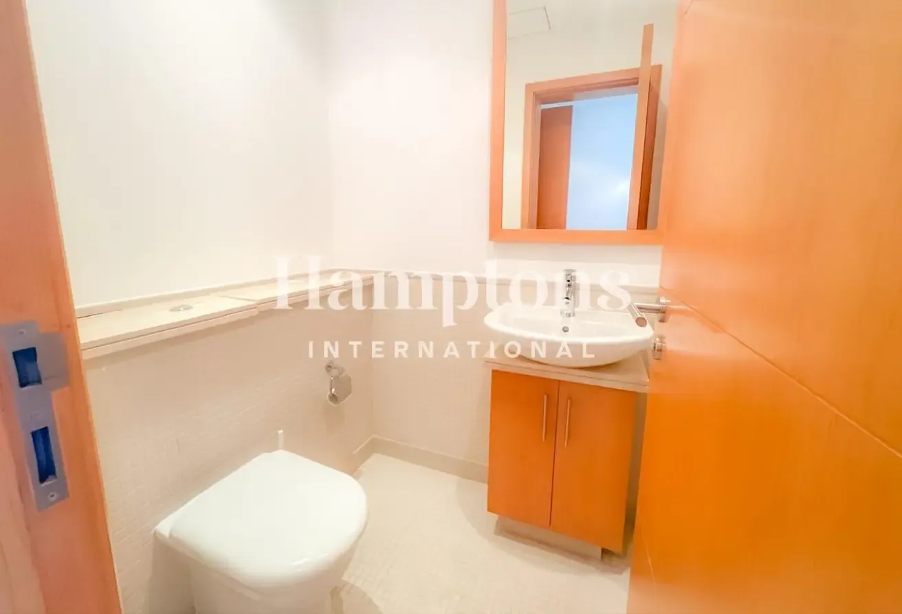 1BR Partially Furnished Vacant in Mid-June