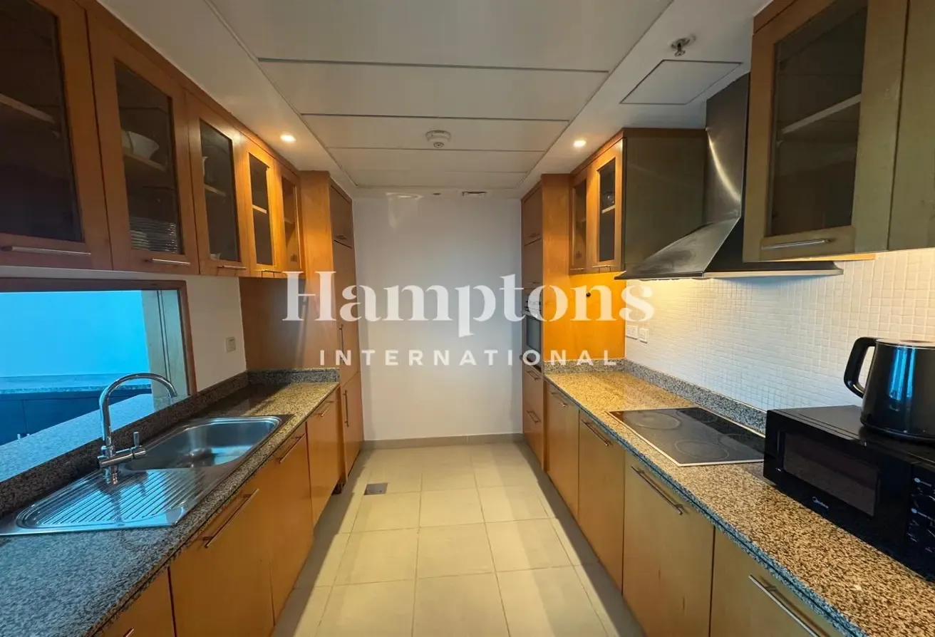 1BR Partially Furnished Vacant in Mid-June