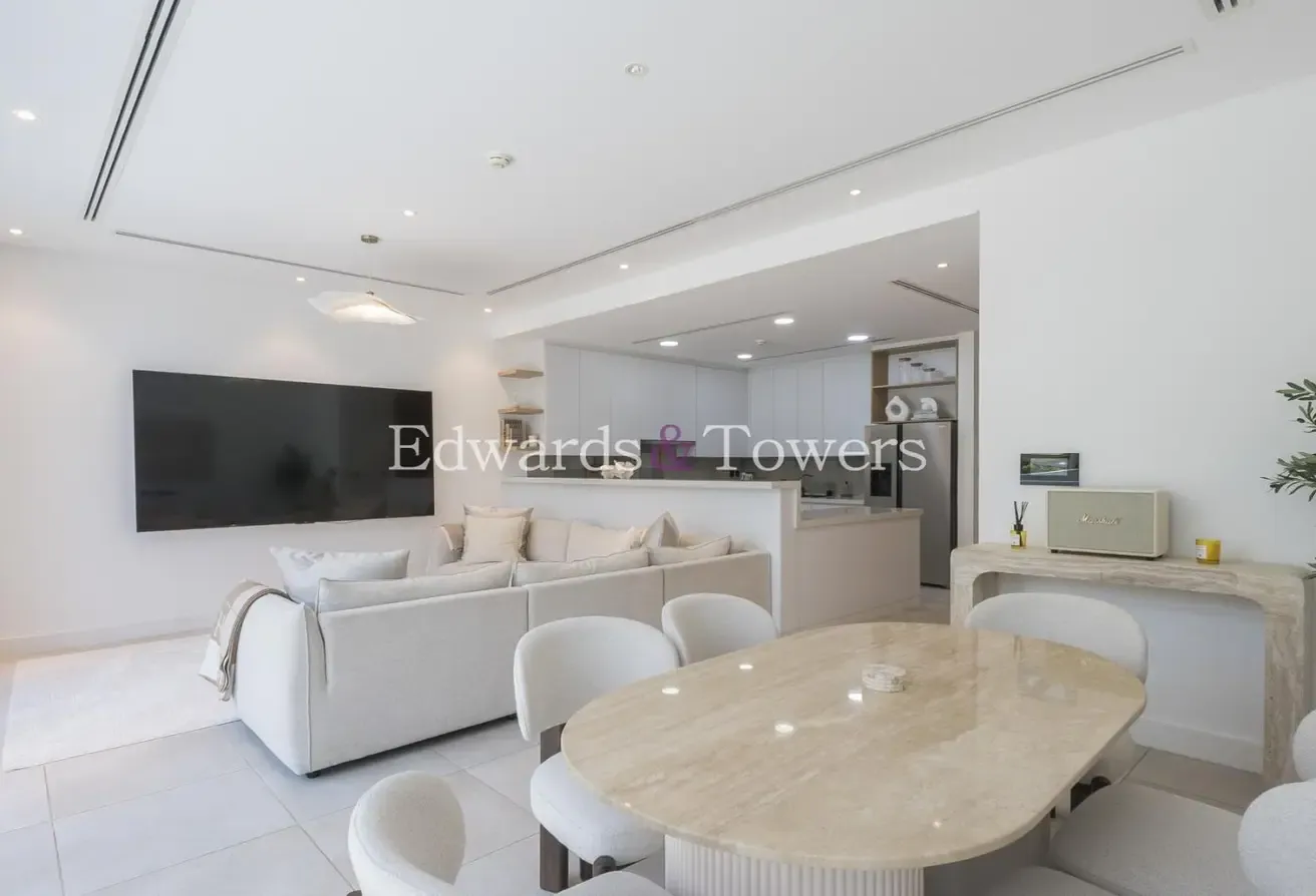 VOT | Rare Unit | Prime Location | 3 Bed Villa