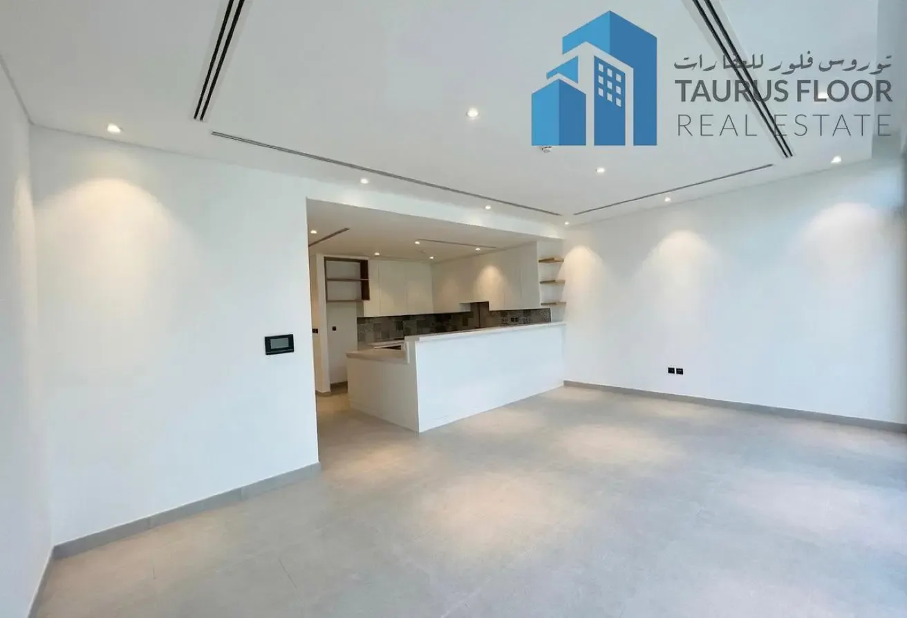 Bright & Spacious | 3 Bed + Maid | Private Garden