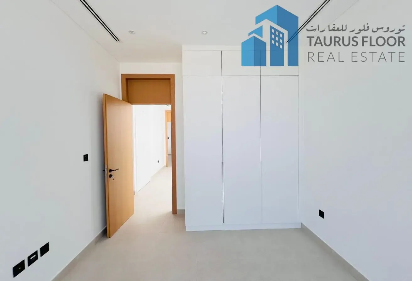 Bright & Spacious | 3 Bed + Maid | Private Garden