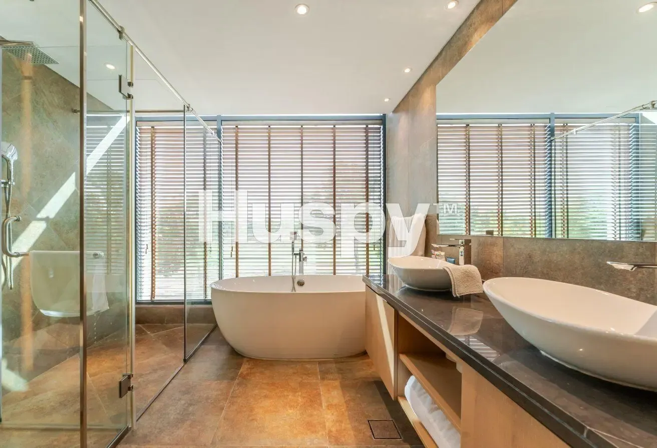 Upgraded Fully Furnished | Golf View | Pool