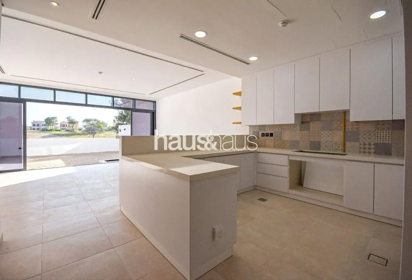 Golf View | Immaculate Condition | Available June