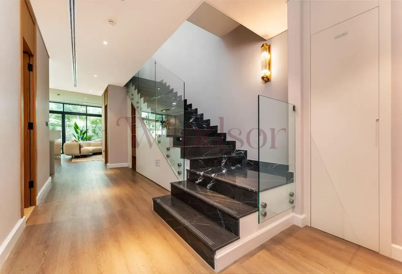 Spacious 3 Bedroom | 12 Cheques | Private Garden