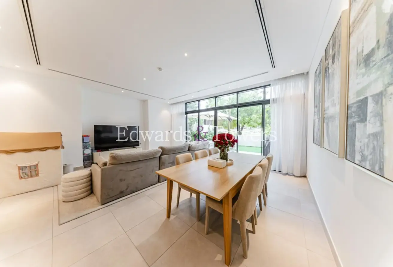 Golf Course | Prime Location | Club House Included