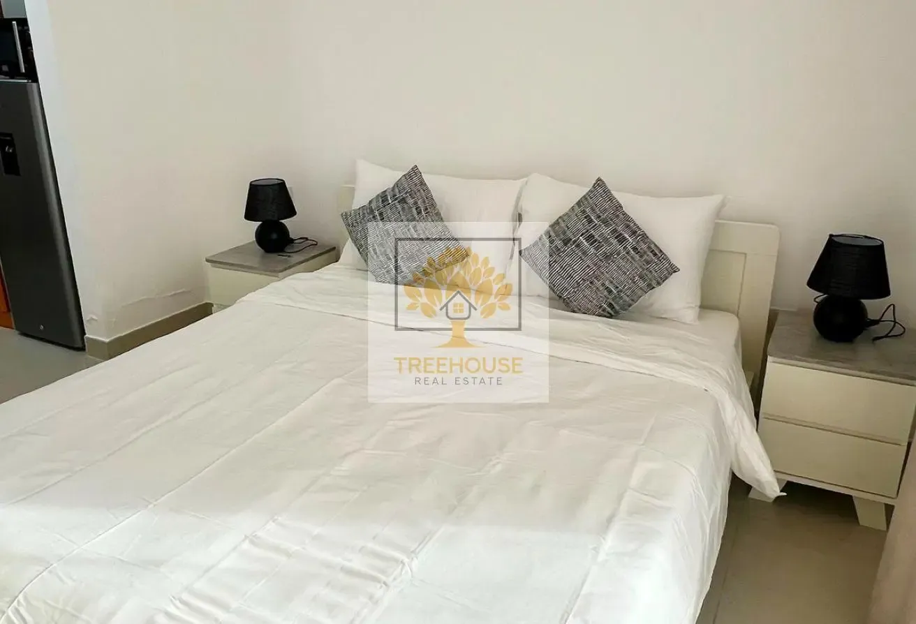 FULLY FURNISHED | ELEGANT STUDIO | COMMUNITY VIEW