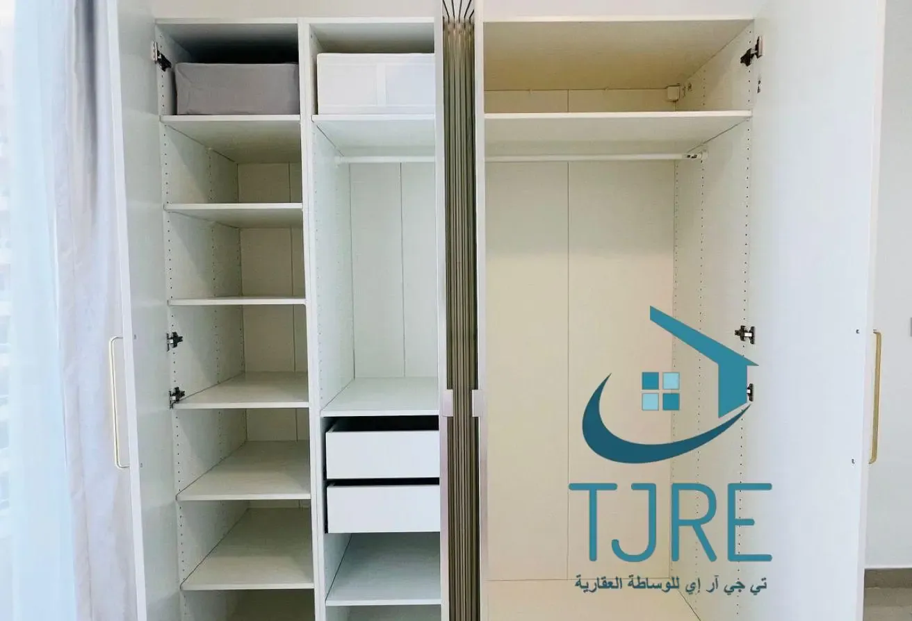 Studio Apartment in Lakeside B IMPZ  Bright Layout