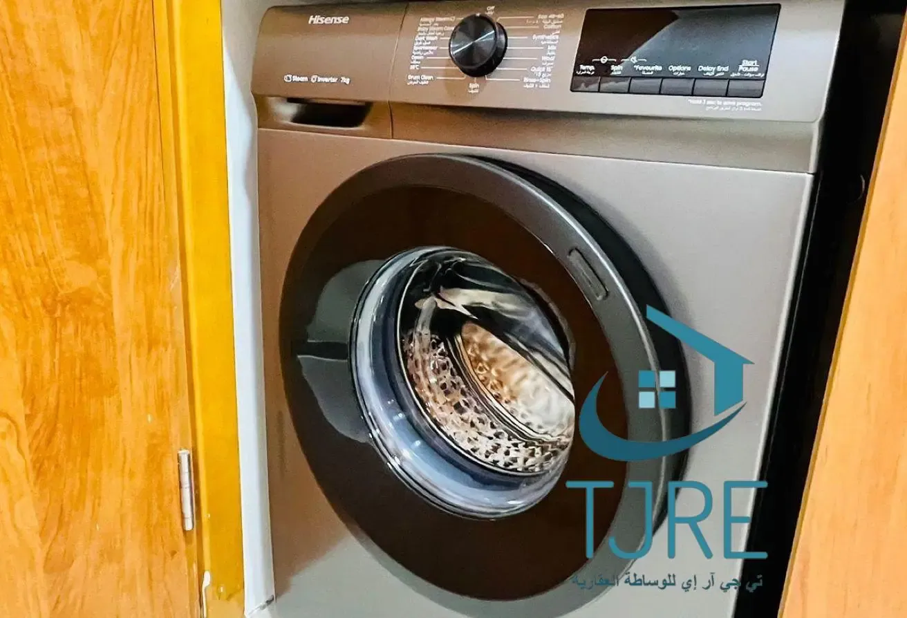 Studio Apartment in Lakeside B IMPZ  Bright Layout