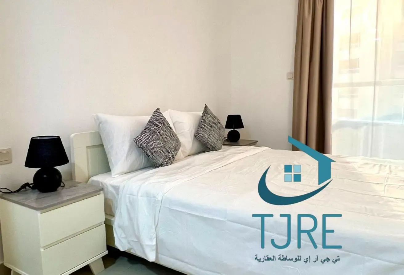 Studio Apartment in Lakeside B IMPZ  Bright Layout