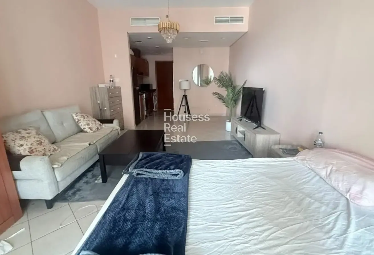 Fully Furnished | High Floor | Vacant