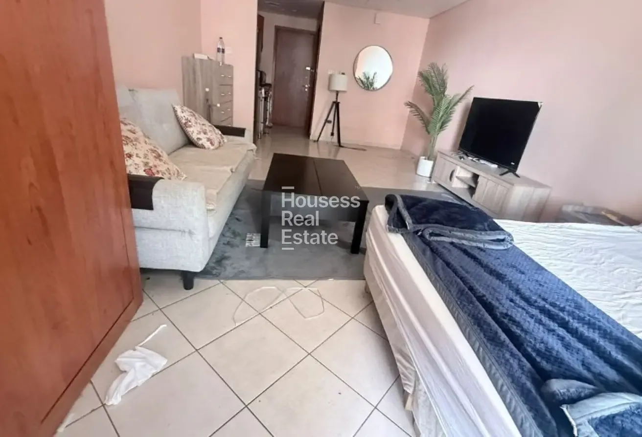 Fully Furnished | High Floor | Vacant
