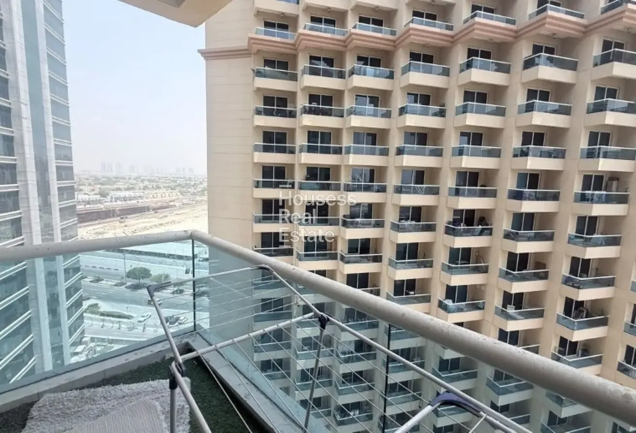 Fully Furnished | High Floor | Vacant