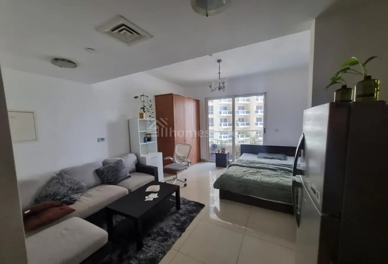 Furnished | Pool View | Well Maintained