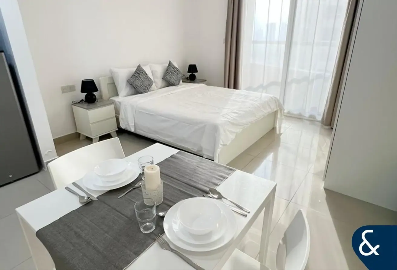 Furnished | Vacant Studio | Lovely Views