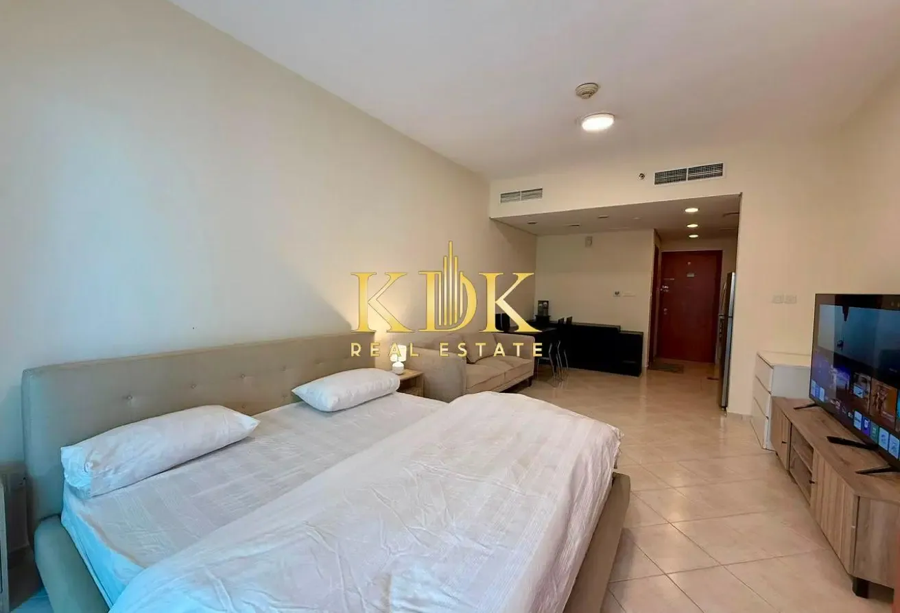 Furnished Studio | The Crescent Tower B | Pool