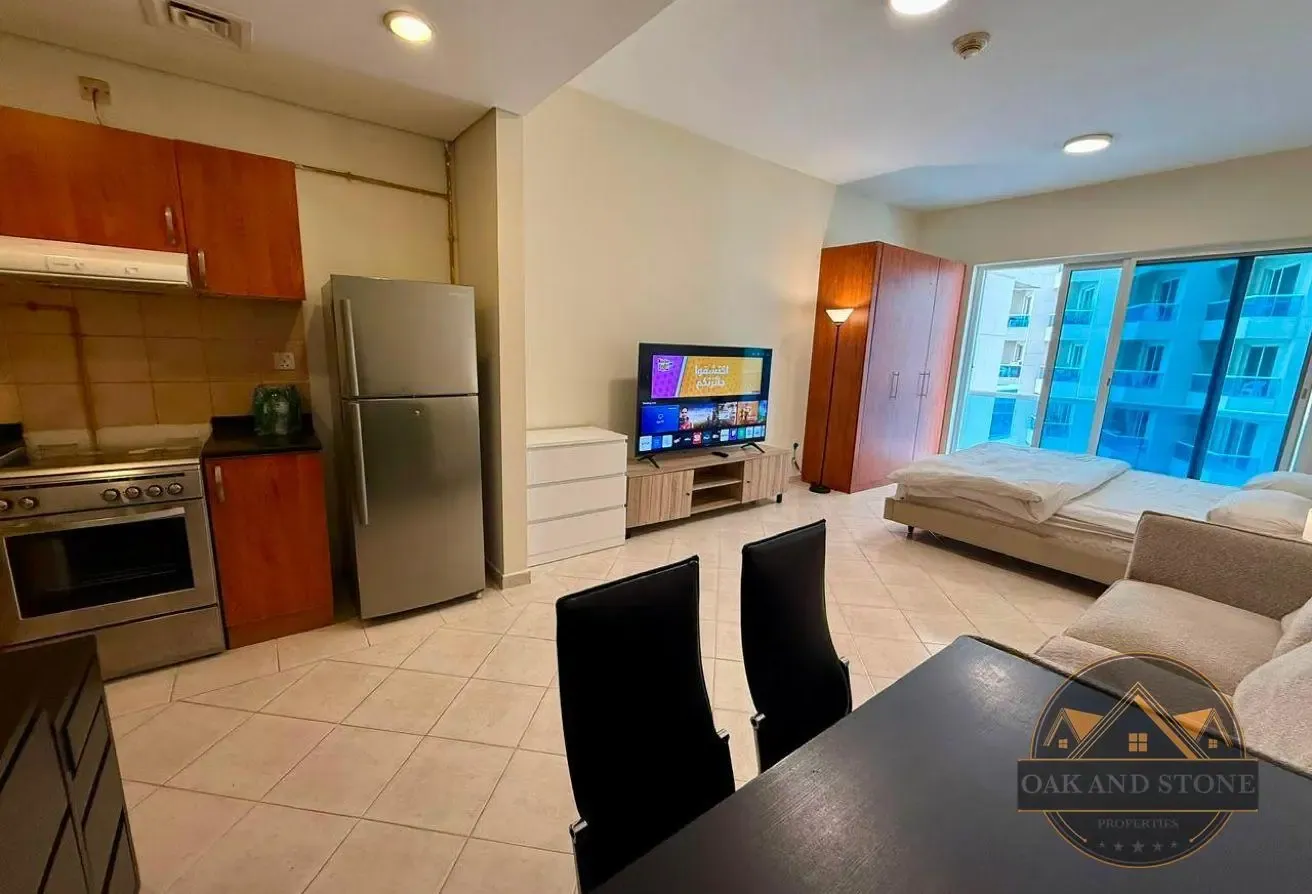 Fully Furnished | High floor | Lake View