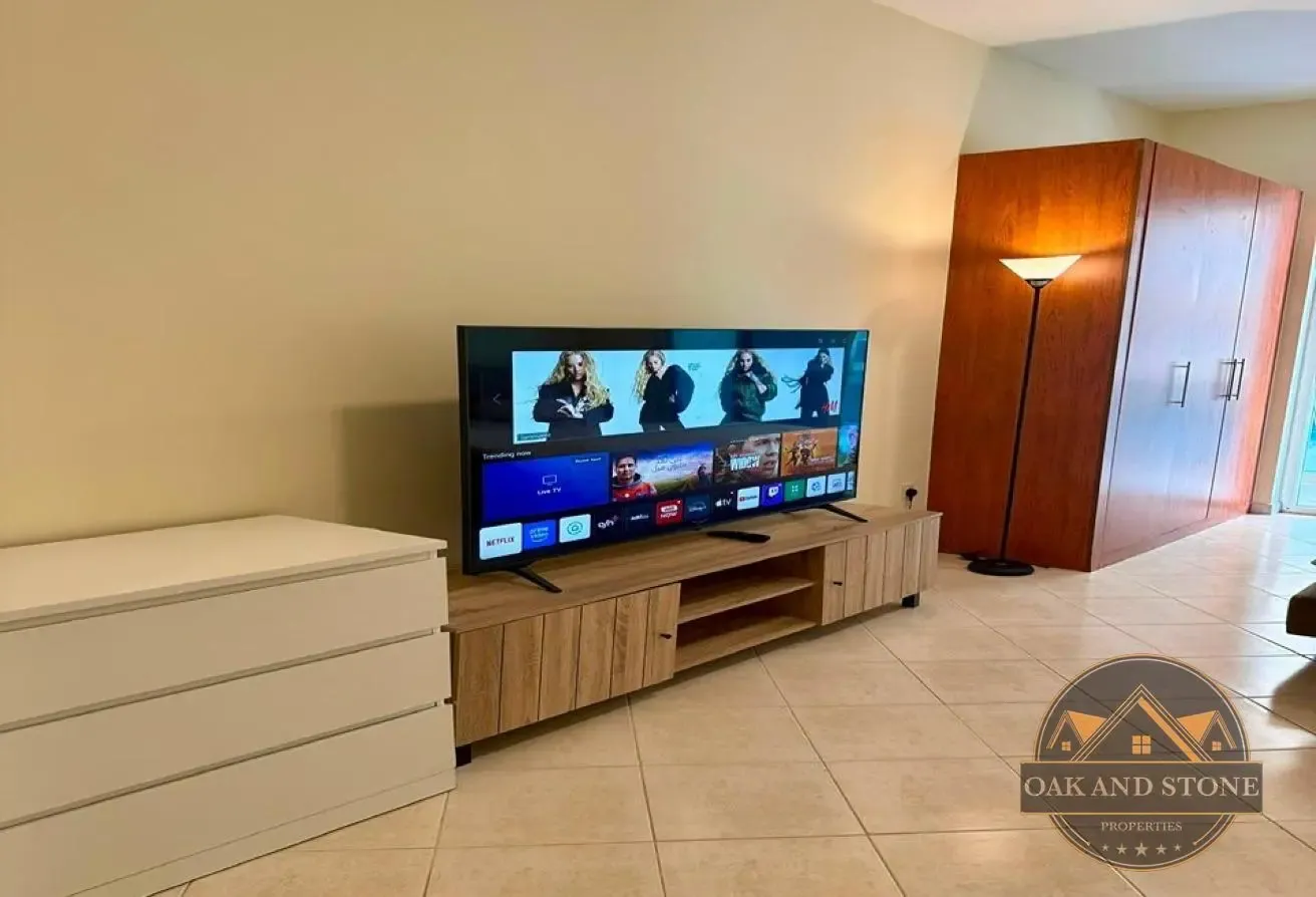Fully Furnished | High floor | Lake View