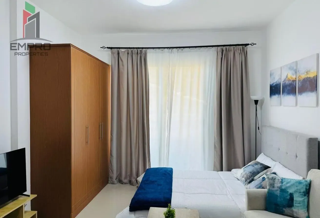 ready to move /fully furnished /tower A
