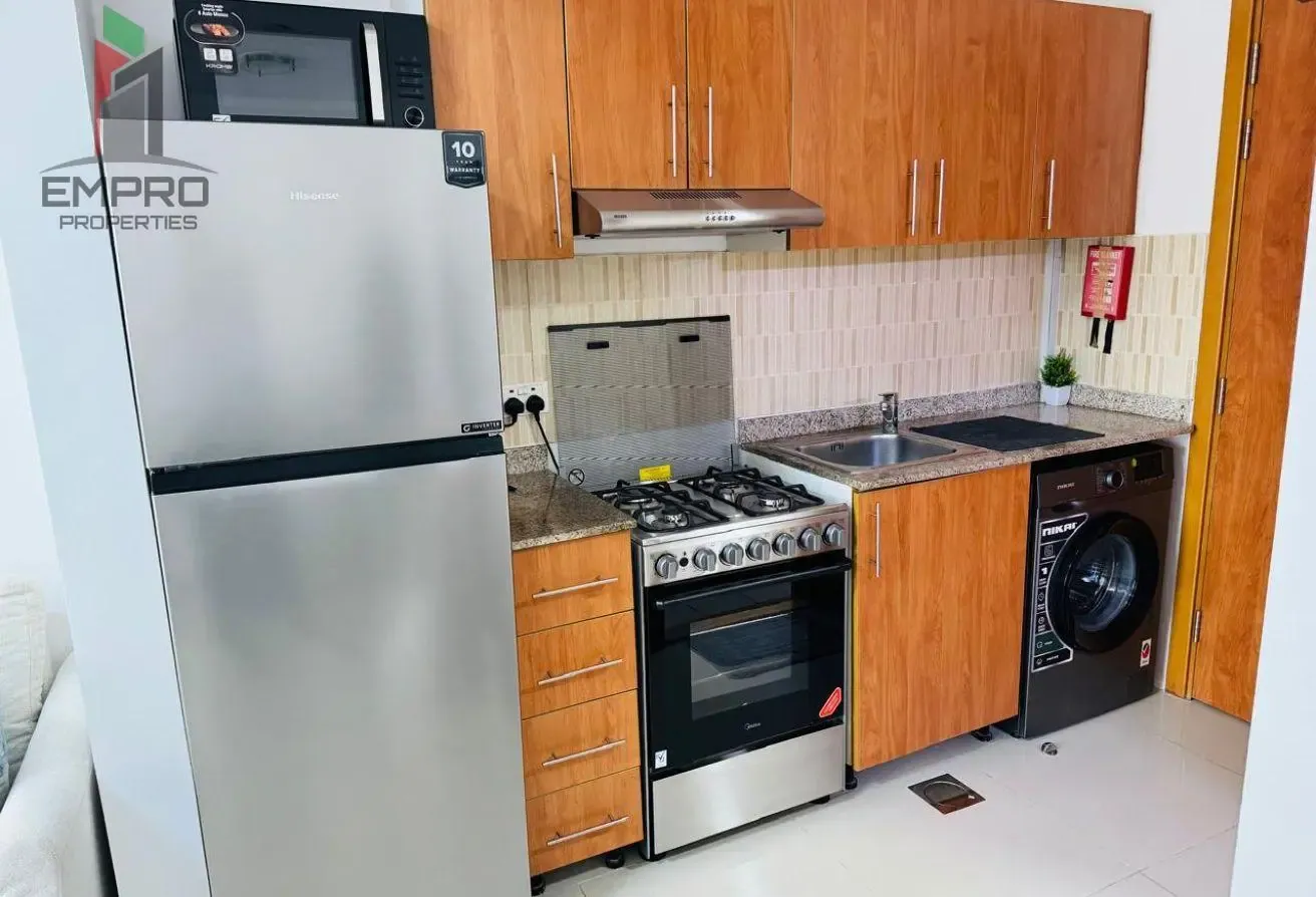 ready to move /fully furnished /tower A