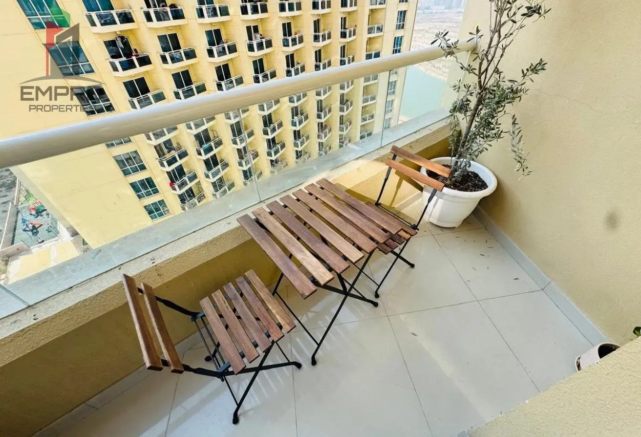 ready to move /fully furnished /tower A