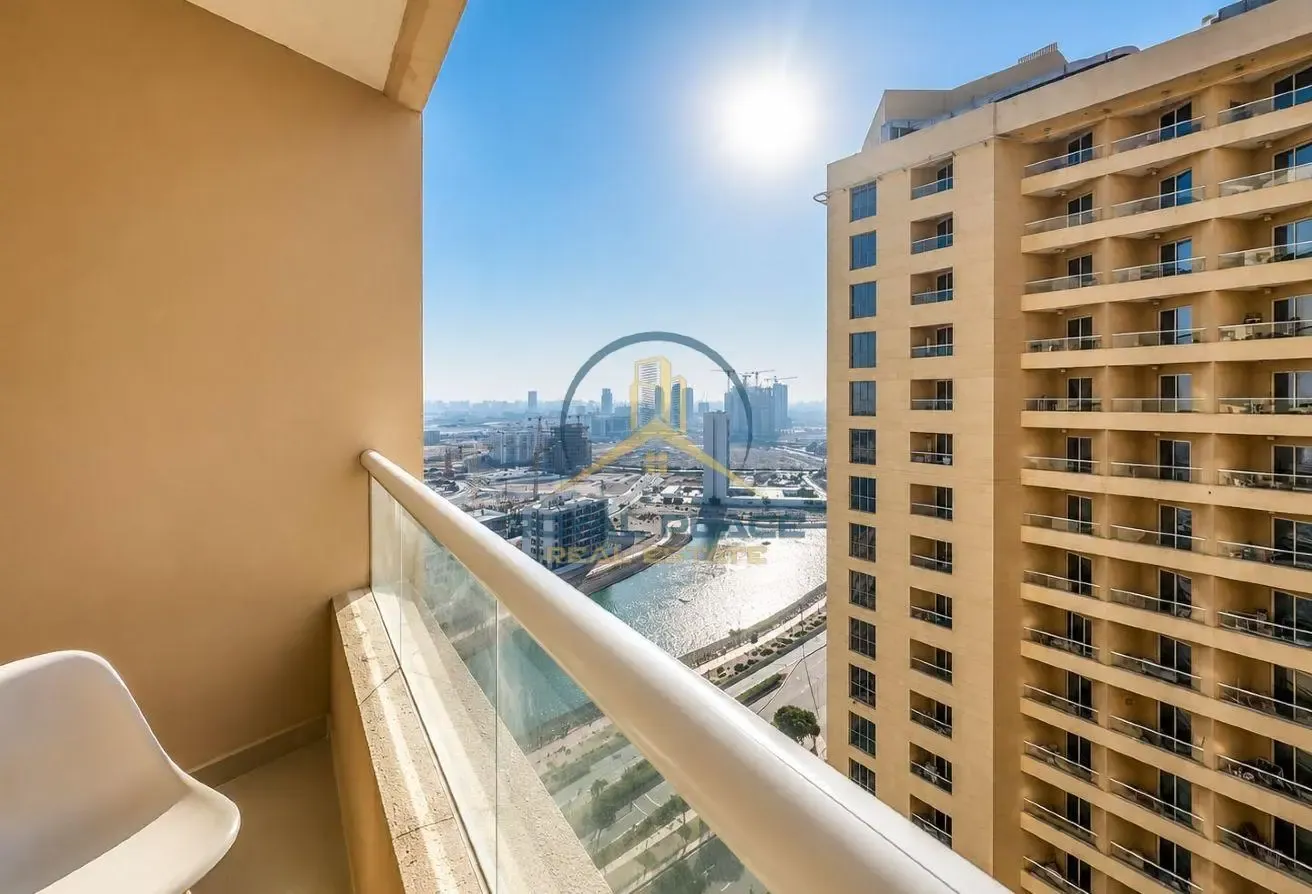 Furnished Studio I Vacant I High Floor