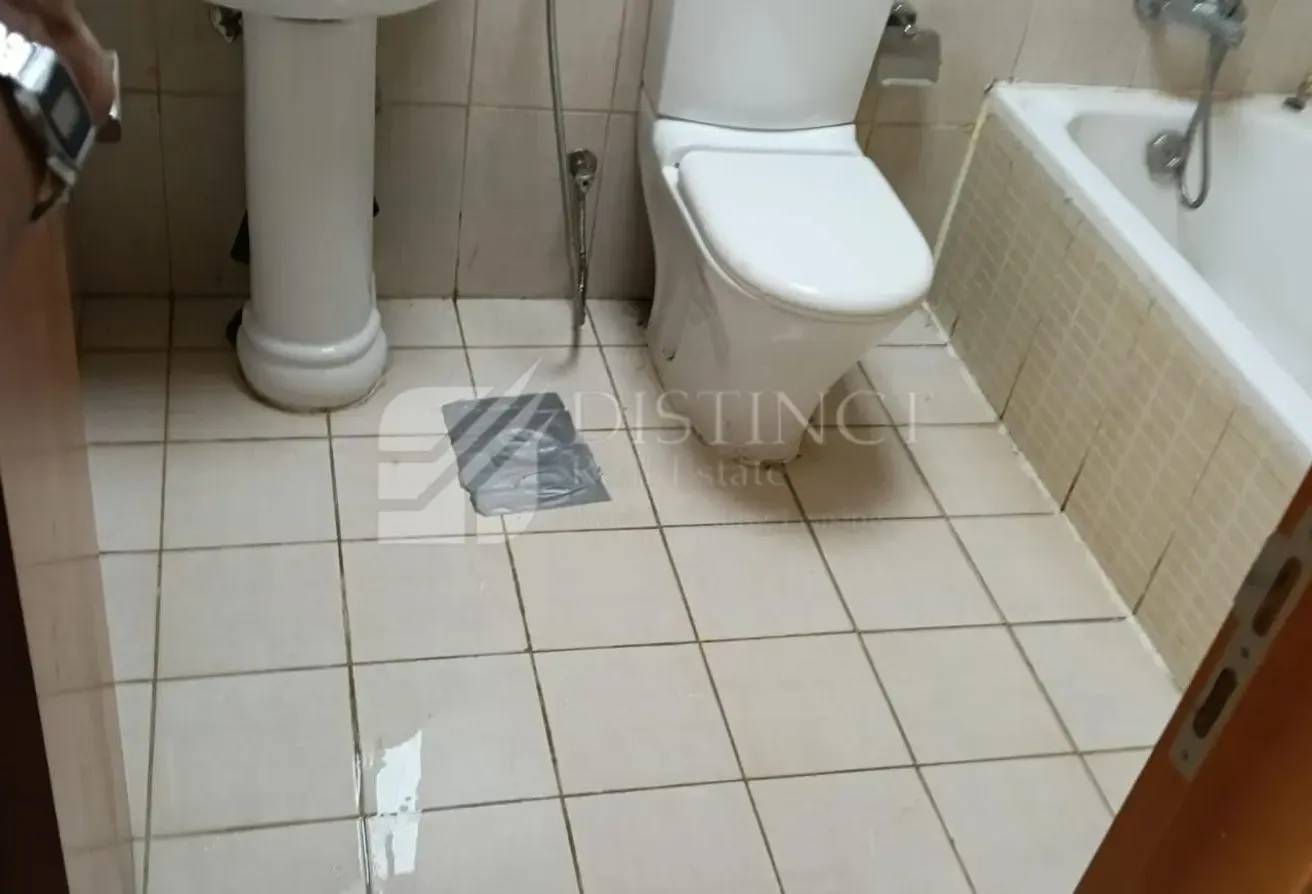 Fully Furnished Studio, Ready to Move-in