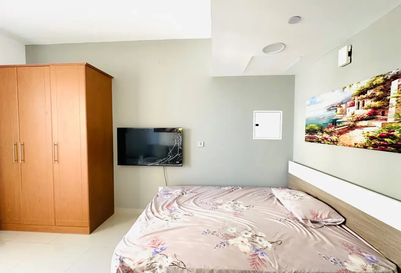 Furnished Studio For Rent In Lakeside C IMPZ