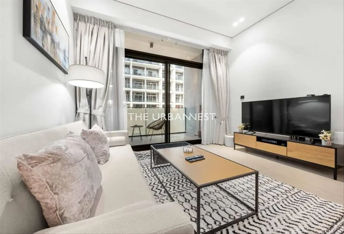 Fully Furnished | Modern Studio | Vacant