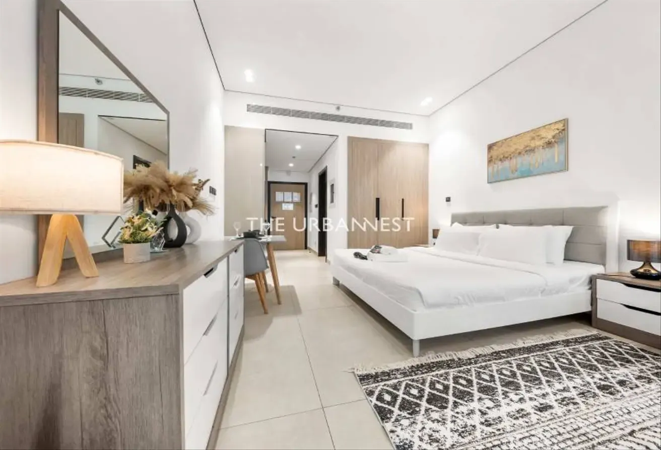 Fully Furnished | Modern Studio | Vacant