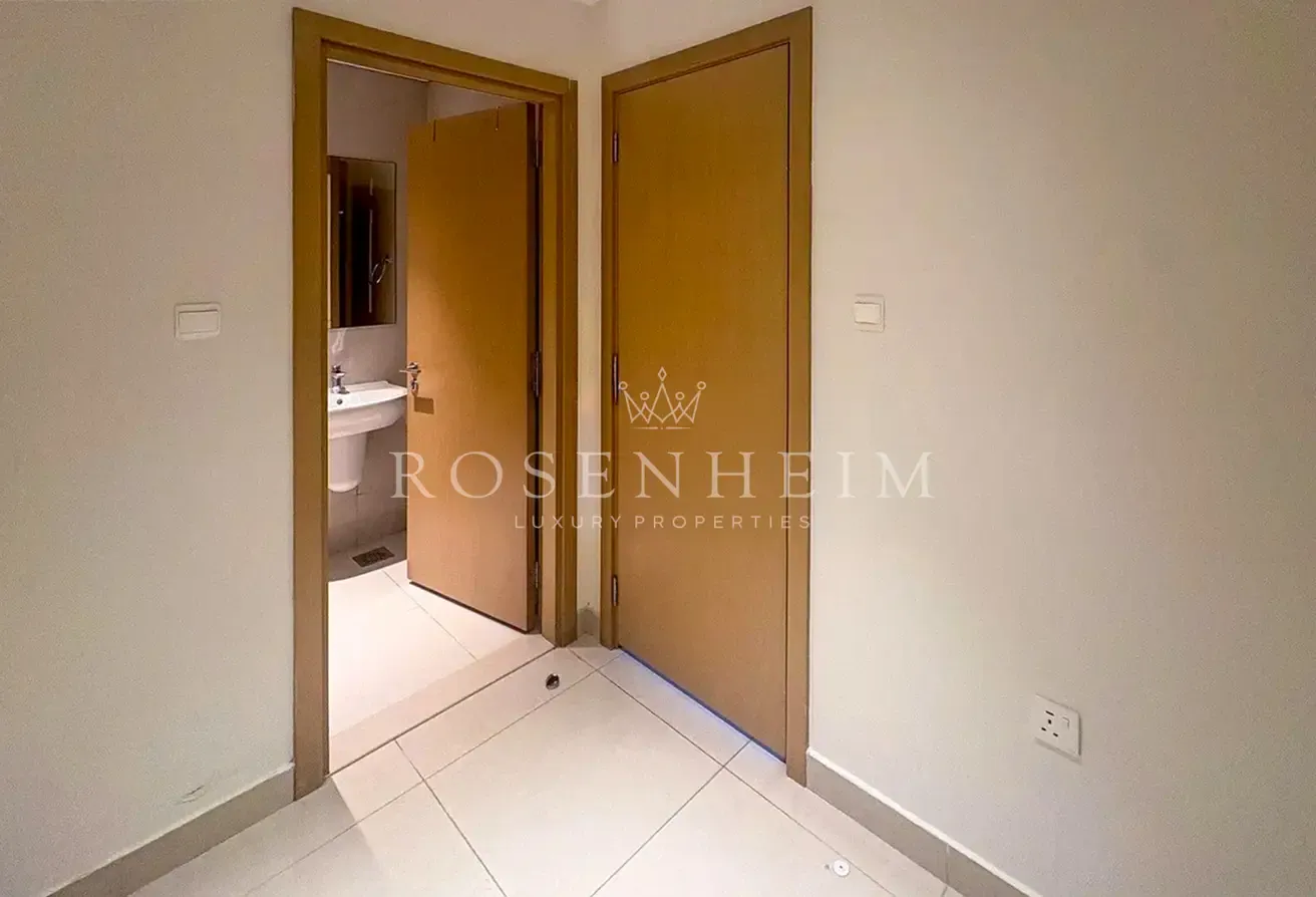 Large Layout | High Floor Unit |  Vacant in August