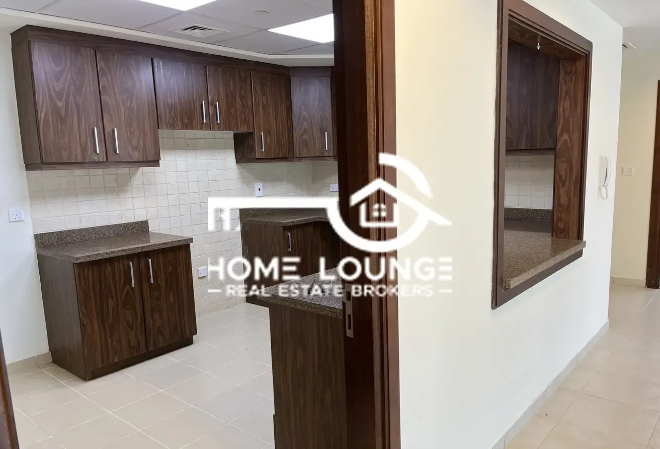 2 BEDROOM + STORE ROOM  SEA VIEW NEAR METRO