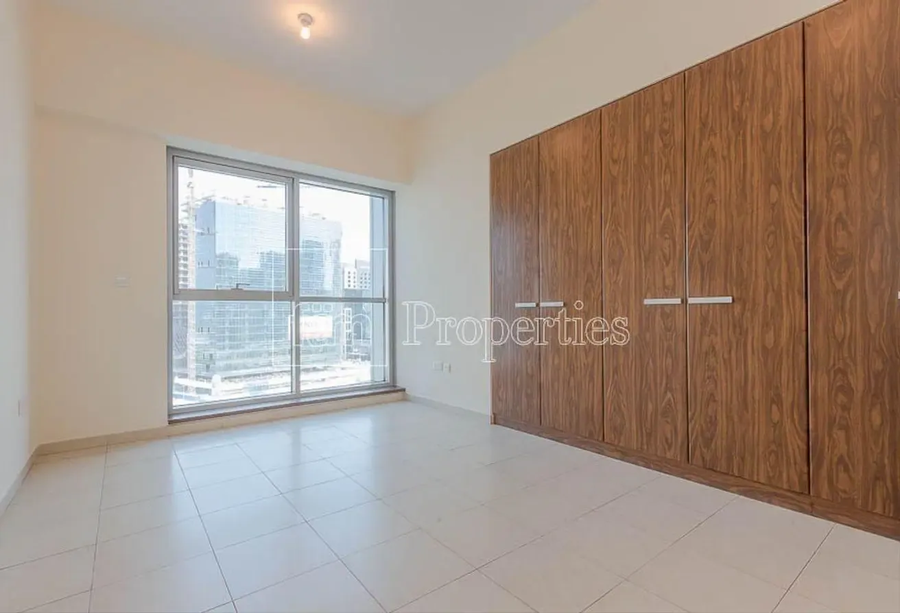 Spacious I Nice Layout I Vacant Now I Open View
