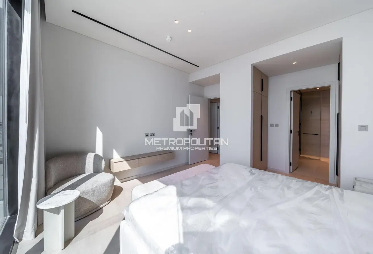 Burj Khalifa View | Motivated Landlord | Furnished