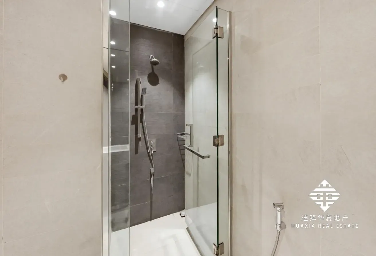 Fully Furnished | Well Maintained | Community View
