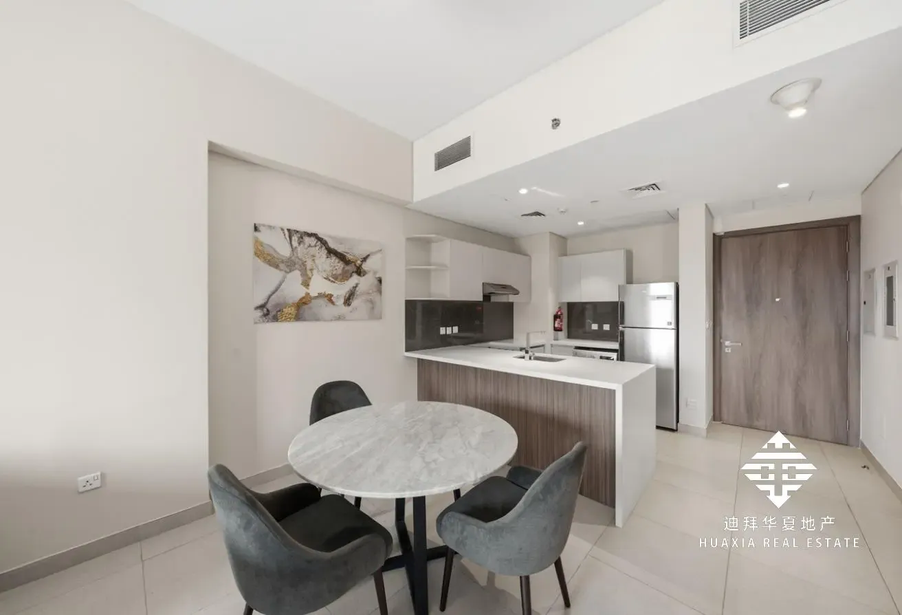 Fully Furnished |Community View|12 Cheques |Vacant