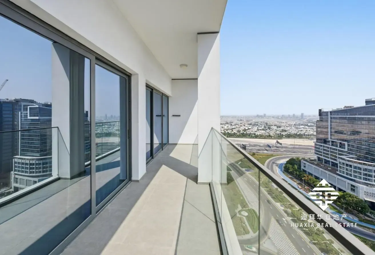 Fully Furnished |Community View|12 Cheques |Vacant