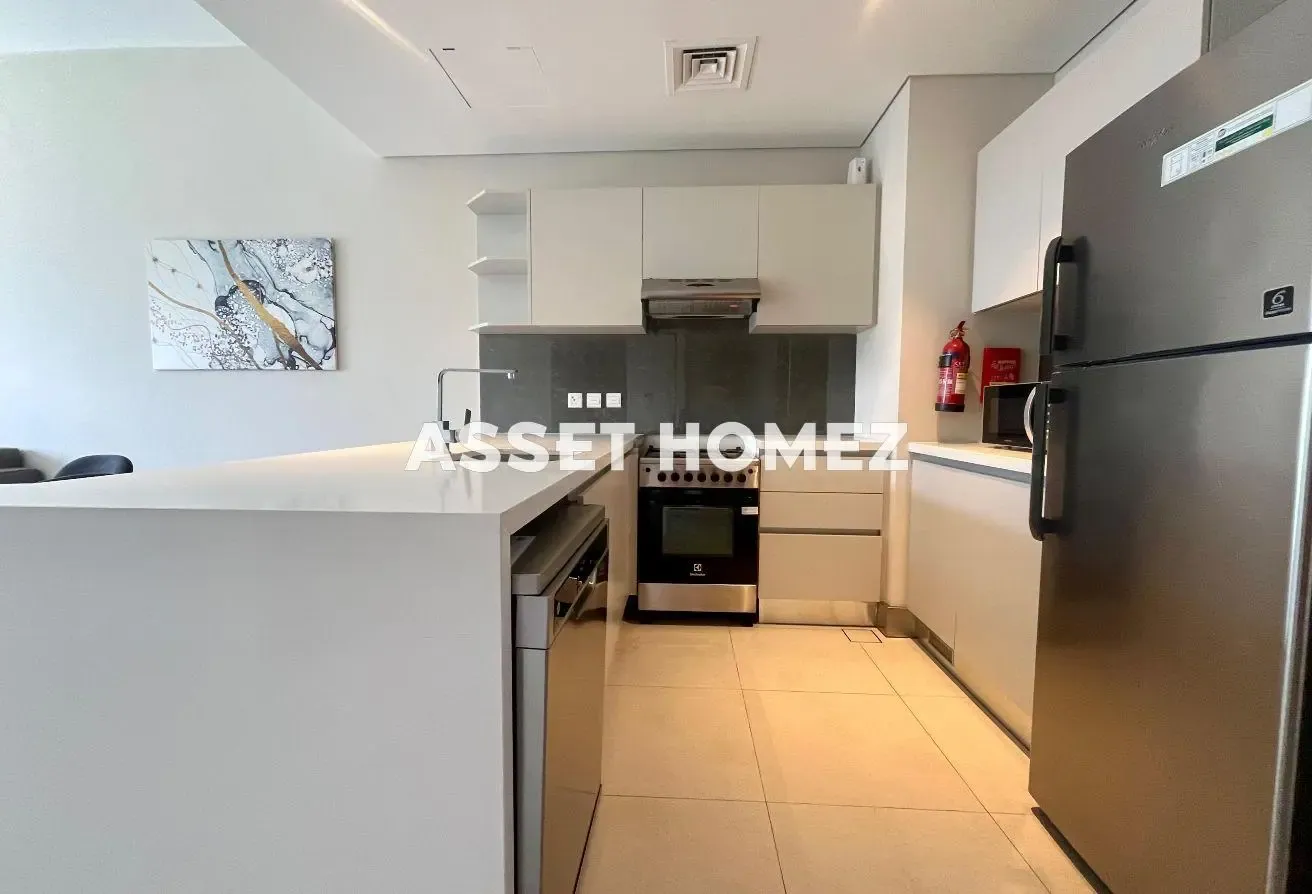 Fully Furnished 2 Bed | Ready to Move | Vacant