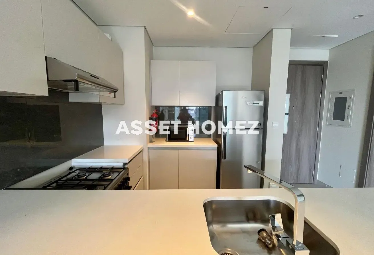 Fully Furnished 2 Bed | Ready to Move | Vacant