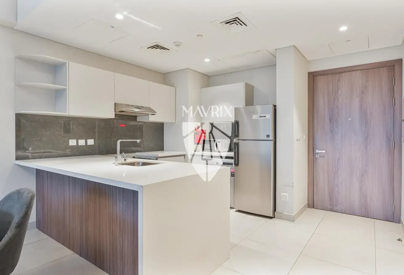12 Cheques | Furnished | High Floor | Burj View