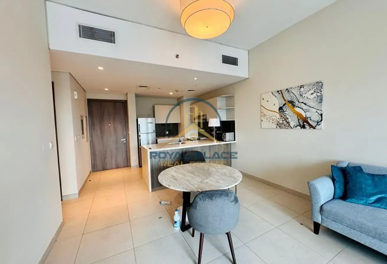 Luxury Furnished | High Floor | Community View