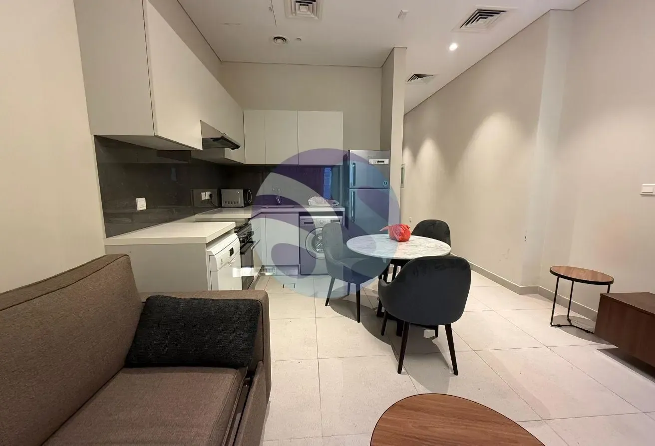 Fully Furnished |Upgraded | Prime Loction | Vacant